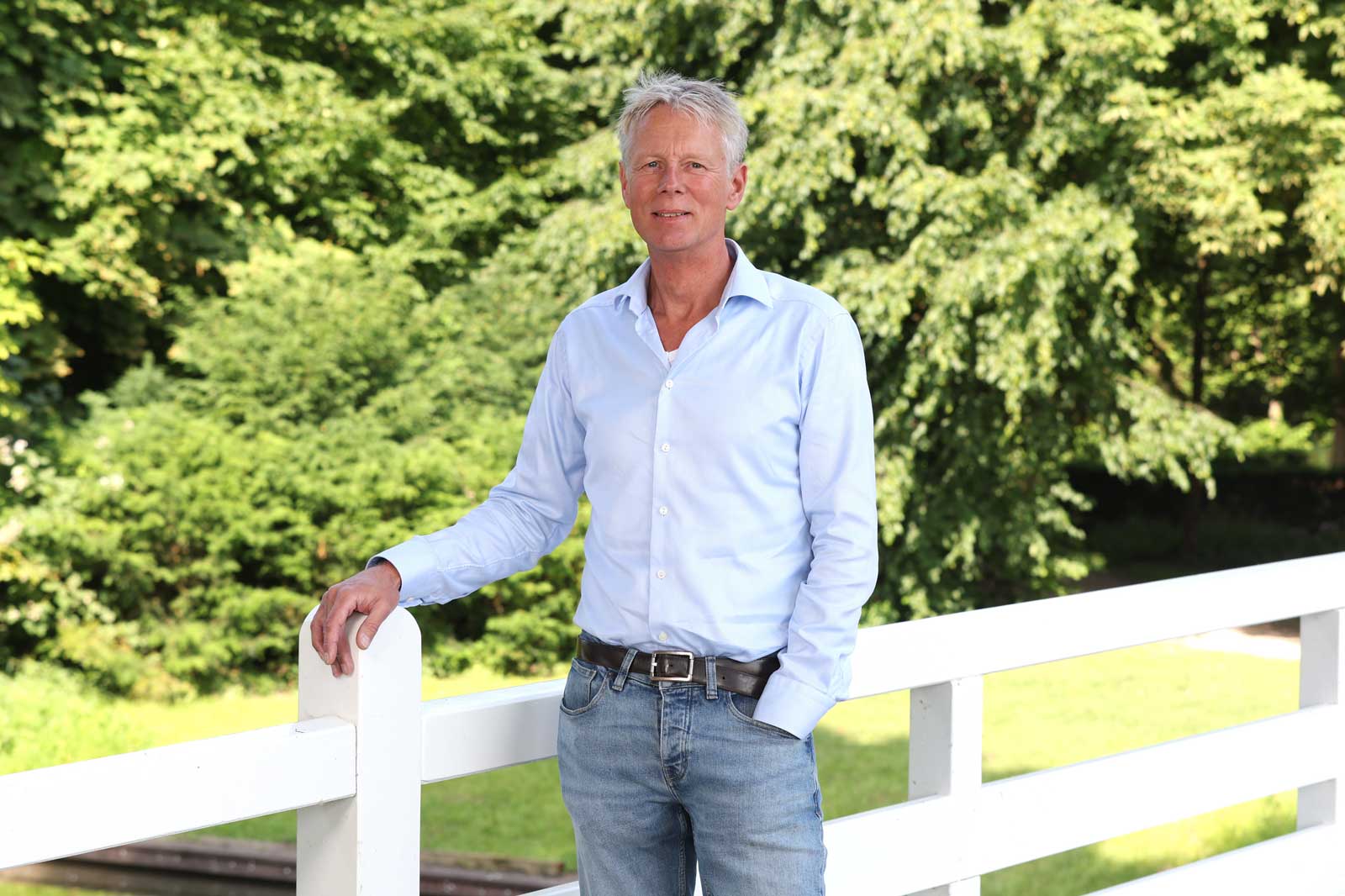  Lucien-Dechesne-portretfoto-FP-interview-De-Kameleons